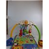 Image 2 : Fisher-Price Discover 'n Grow Tracking Lights Musical Gym 19" (as is) -PICK UP