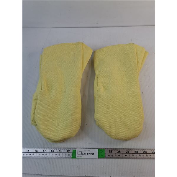 (2) Pairs of National Safety Apparel HIgh Heat Safety Mittens- Approx. XL