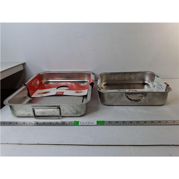 (2) Steel Cooking Pans/Roasters- Appear New, Pickup Preferred