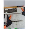Image 3 : (2) Bar Clamps 17", 22" Wooden Handle & Metal Brackets
