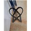 Image 3 : *Manual Kabin Splitter, 2 Step Folding Step Stool(41" Tall). Pickup Only