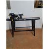 Image 1 : *120 V Mastercraft Wood Lathe, Powers On. Pickup Only