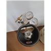 Image 5 : *(2) Tanks with Gauges, 1-Oxygen, 1-Propane. Pickup Only