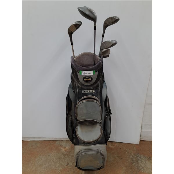 *Snake Eyes Golf Bag with Various Golf Club Sizes and Golf Balls. Pickup Only