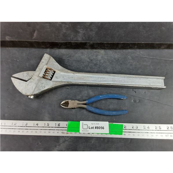 Heavy Duty Adjustable Wrench & Wire Cutters