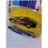 Image 3 : (2) 1:64 Diecast Corvette and Hummer H2