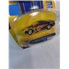 Image 4 : (2) 1:64 Diecast Corvette and Hummer H2