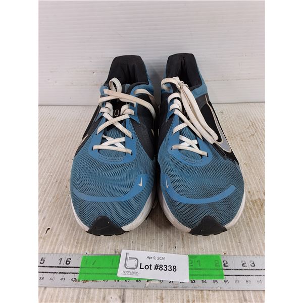 Nike Sneakers - Size 9.5