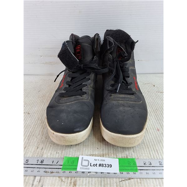 Fila Sneakers - Size 10