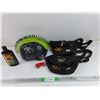 Image 1 : Raskullz Bicycle Helmet - Size S, (2) Invictus Games Waist Bags, Meguiars Mirror Glaze, Toy Truck