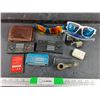Image 1 : Leather Wallet, Sunglasses, Joysticks, Li Ion Battery, Smoking Pipe, Misc