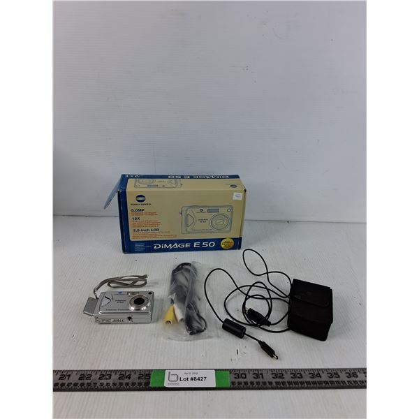 Vintage Konica Minolta DiMAGE E50 Digital Camera ( as is)