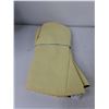Image 2 : (2) Pairs of Approx Xl Fire Resistent Gloves