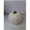 Image 3 : (2) Plastic Pumpkins & Lint Remover - NIB