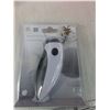 Image 4 : (2) Plastic Pumpkins & Lint Remover - NIB