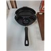 Image 2 : 18" x 12" Metal Serving Tray, Omelette Fry Pan, New Gourmet Bowl Maker & Square Serving Set
