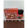 Image 3 : 18" x 12" Metal Serving Tray, Omelette Fry Pan, New Gourmet Bowl Maker & Square Serving Set