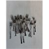 Image 2 : Large Quantity of Assorted Stainless Steel Cutlery