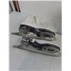 Image 3 : (2) Pairs of Women's Size 5 Leather Figure Skates (CCM & Dominion)