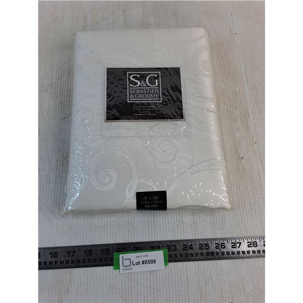 (NIB) Sebastien & Groome Tablecloth
