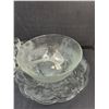 Image 5 : Glass Punch Set With (8) Cups 3.5", Bowl 11",  Ladle, And Plate 15" - PICK UP
