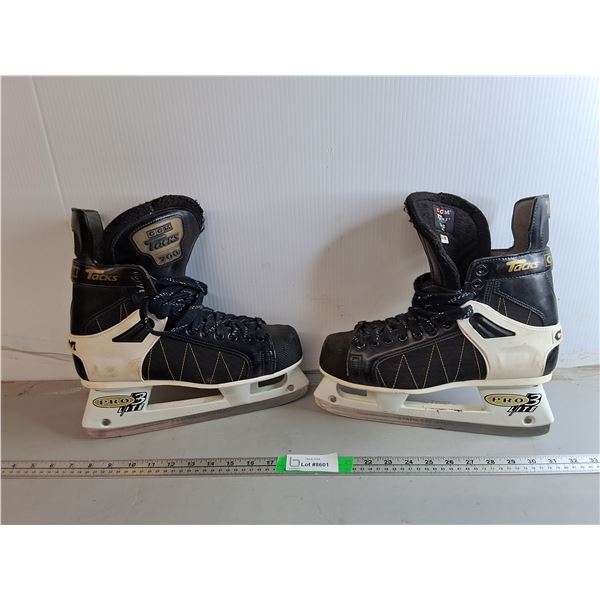 Men's CCM Hockey Skates- 9.5