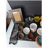Image 3 : Condiment Bowls, Cooling Racks, Photo Frame, Misc.