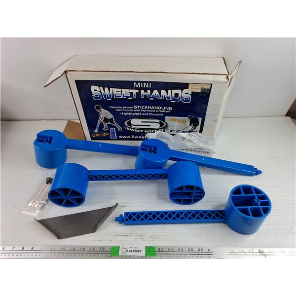 Mini Sweet Hands Stickhandling Exerciser