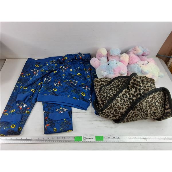 Sonic Kids Pyjama Set - Size 6X, Bear Slippers, Leopard Poncho