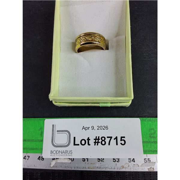 Ring - Size 7, CANNOT AUTHENTICATE