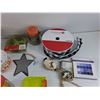Image 8 : Ribbons, Christmas Decorations, Cinnamon Sticks, Candles, Stack Pad, Misc