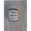 Image 3 : (2) Habersham Candles, Allen Wick Candles, Pants And Walking Shorts Pattern, Red Land Shade 6 1/4"