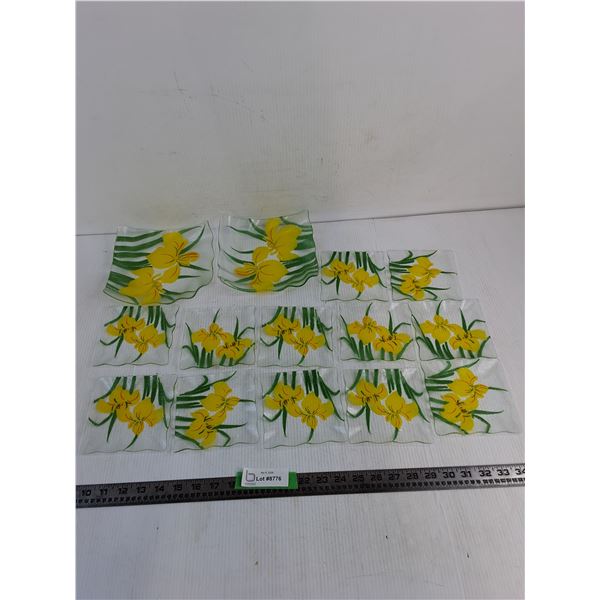 (12) Vintage Lily Of The Valley Yellow Floral Patterned Glass Dessert Plates Up To 7.5"x7.5"