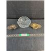 Image 1 : Glass Decorative Dish 6", (2) Silver/Brass Plated Tea Strainers