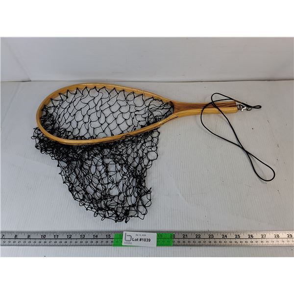 Wooden Fishing Net 20.75"