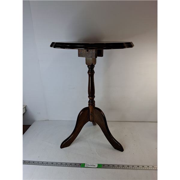 Wooden Coffee Table 24.5" Tall- PICK UP ONLY