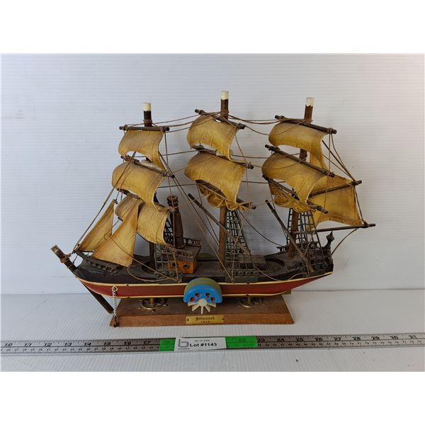 Wooden Model Ship  18" x 3.5" x 13" - PICK UP