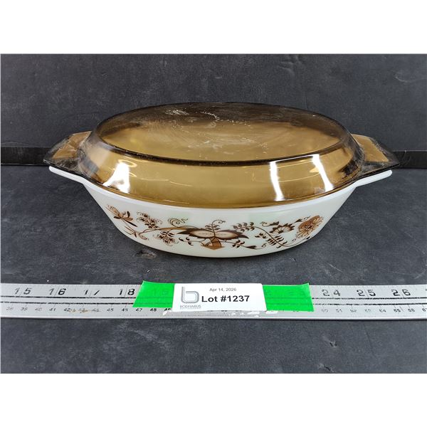 PYREX Milk Glass Casserole Dish w/Lid