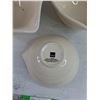 Image 5 : H&H Devon Ceramic Mixing Bowls - 11", 8", 7"