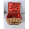 Image 2 : Wooden Organizer Box, Basket & Bedroom Sign