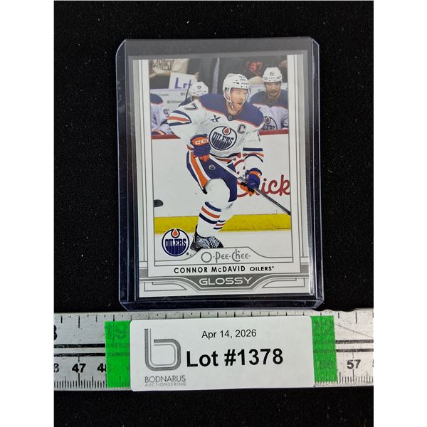 (1) Connor McDavid O-Pee-Chee Glossy-cannot authenticate