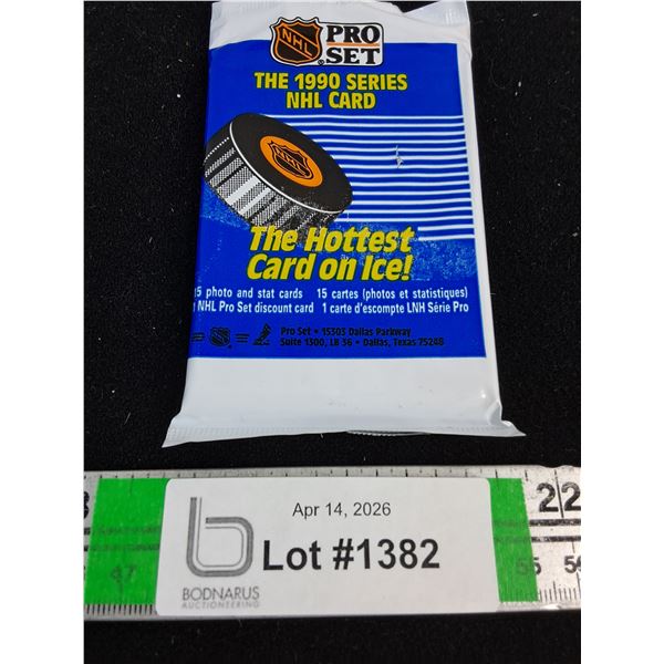 (1) 1990 Pro-Set Hockey Cards-seal broken-appears new