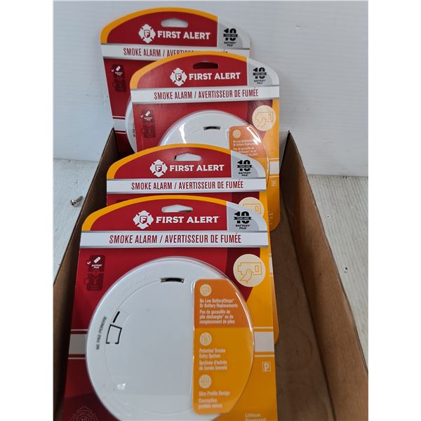 (4) (NIB) First Alert Smoke Alarms