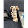Image 3 : Mini Strobe - Powers On, As Is, Ceramic Figures & Wedding Photo Album