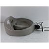 Image 4 : Plastic Fountain - As Is