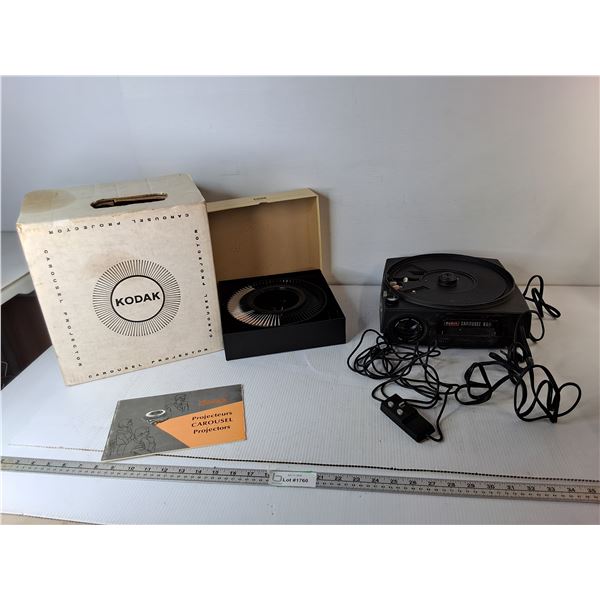 KODAK Carousel Projector - Powers On, PICK UP