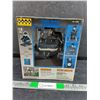 Image 3 : Die Cast 1948 Ford Flathead Engine Model - Sealed