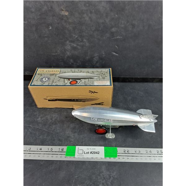 Wind Up Los Angeles Zeppelin Model