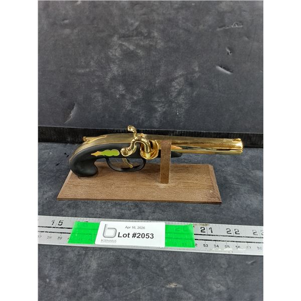Brass Pistol Butane Lighter w/Wooden Stand