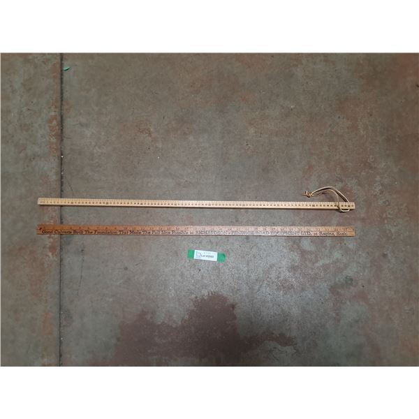 (2) Wooden Rulers
